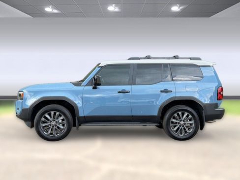 Used 2025 Toyota Land Cruiser w/ Premium Package AWD/4WD image 2