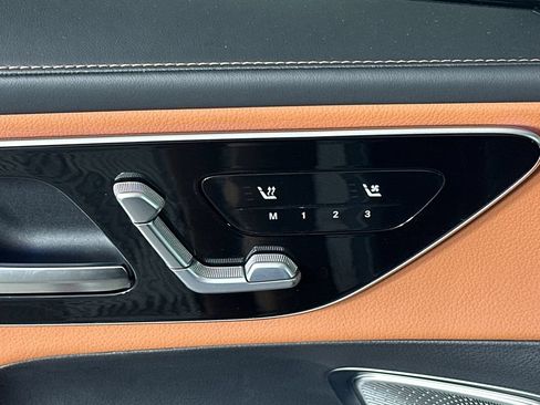 Certified 2023 Mercedes-Benz GLC 300 image 11