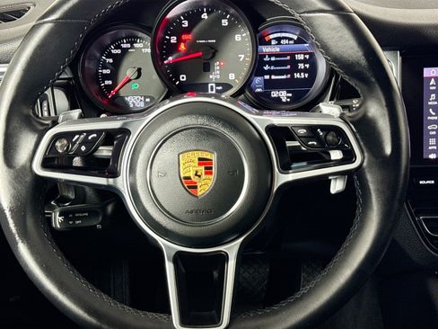 Used 2020 Porsche Macan AWD/4WD image 21