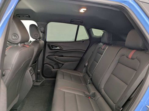 Used 2024 Chevrolet Trax RS FWD image 20