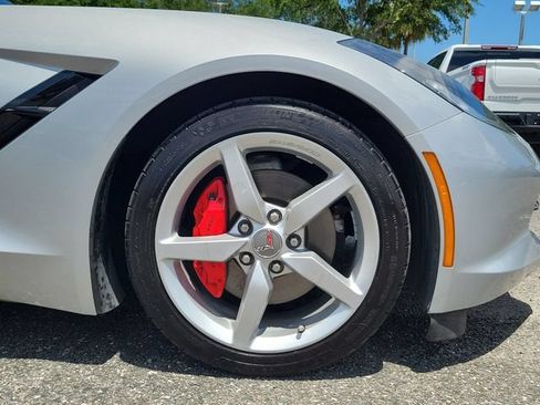 Used 2014 Chevrolet Corvette Stingray Coupe RWD image 6