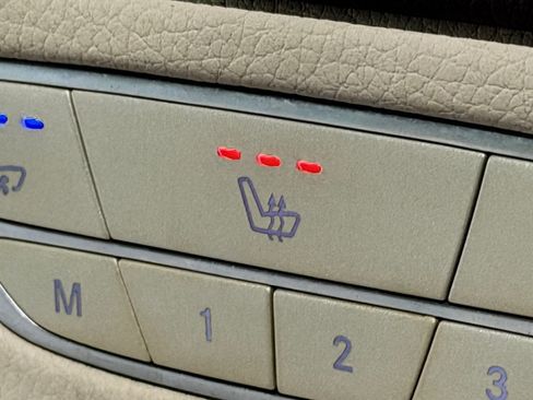 Used 2015 Mercedes-Benz S 550 Sedan image 34