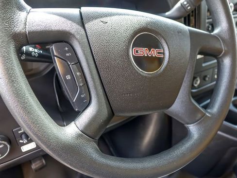Used 2021 GMC Savana 3500 Extended w/ Power Convenience Package RWD image 12