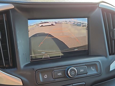 Certified 2022 GMC Terrain SLE w/ Driver Convenience Package image 18