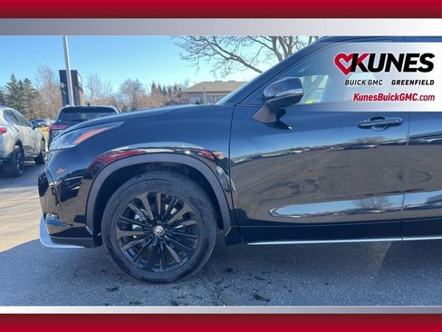 Used 2024 Toyota Highlander XSE AWD/4WD image 15