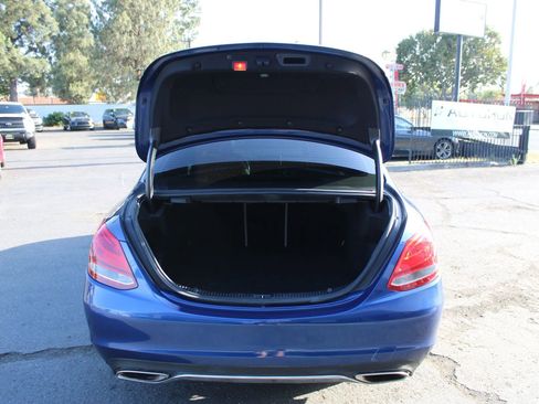 Used 2018 Mercedes-Benz C 300 Sedan image 34