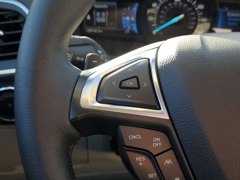 Certified 2024 Ford Edge Titanium w/ Equipment Group 301A image 15