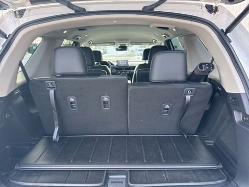 Certified 2025 Honda Pilot EX-L image 8