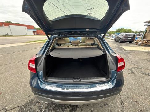 Used 2019 Mercedes-Benz GLA 250 4MATIC w/ Premium Package image 26