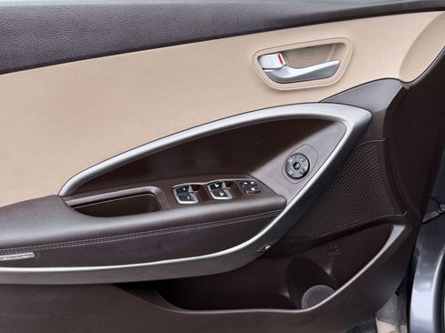 Used 2017 Hyundai Santa Fe Sport image 11