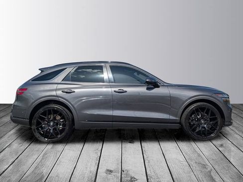 Used 2022 Genesis GV70 3.5T AWD/4WD image 5
