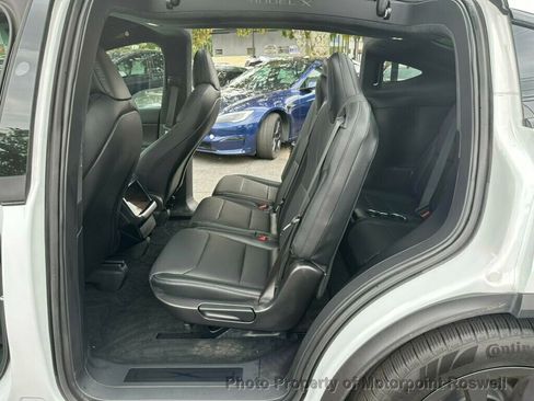 Used 2025 Tesla Model X AWD/4WD image 20