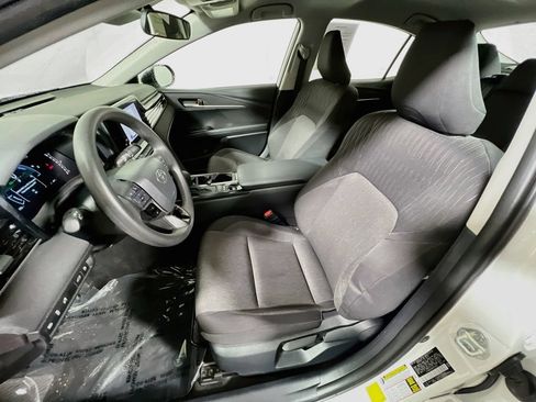 Used 2025 Toyota Camry LE FWD image 17
