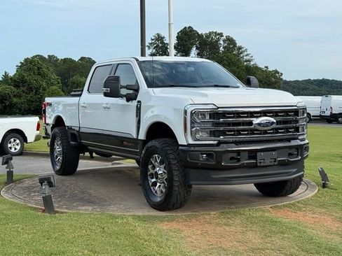 Used 2025 Ford F250 King Ranch AWD/4WD image 9