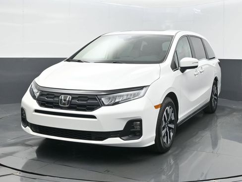 Certified 2026 Honda Odyssey EX-L image 7