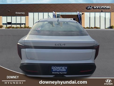 Used 2025 Kia K4 FWD image 4