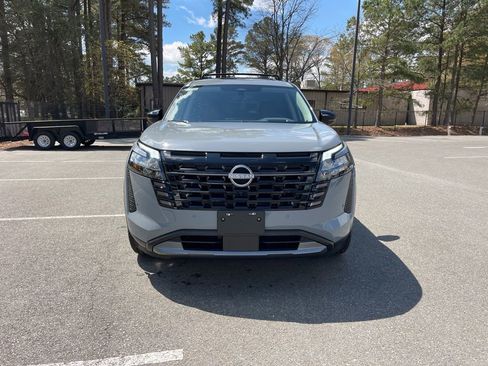 New 2026 Nissan Pathfinder Platinum w/ Cargo Package image 3