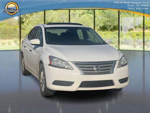 Used 2015 Nissan Sentra SV w/ Style Package image 2