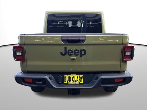 New 2025 Jeep Gladiator Sport w/ Premium Package image 7