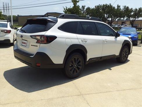 New 2025 Subaru Outback Onyx Edition image 4