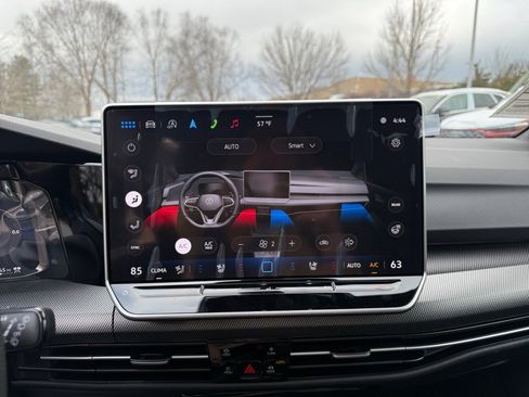 New 2026 Volkswagen Golf image 18