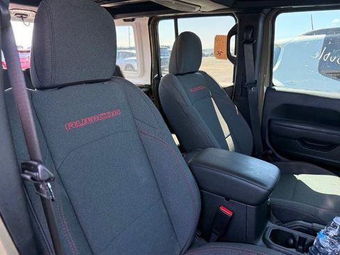 Used 2025 Jeep Wrangler Unlimited Rubicon w/ Safety Group AWD/4WD image 13