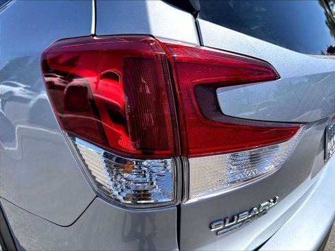 Used 2023 Subaru Forester Premium AWD/4WD image 31