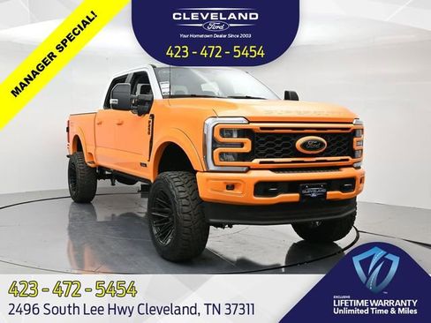 New 2025 Ford F250 XLT w/ Black Appearance Package image 4