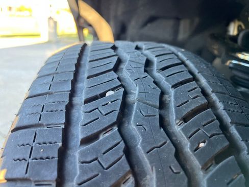 Used 2024 Toyota Tacoma TRD Off-Road image 21