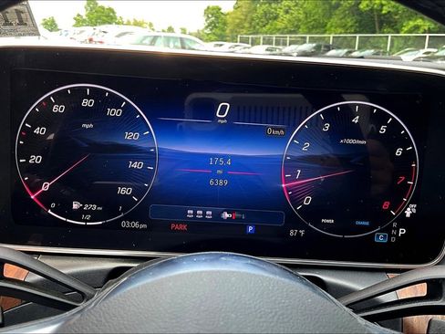 Used 2025 Mercedes-Benz C 300 4MATIC Sedan image 22