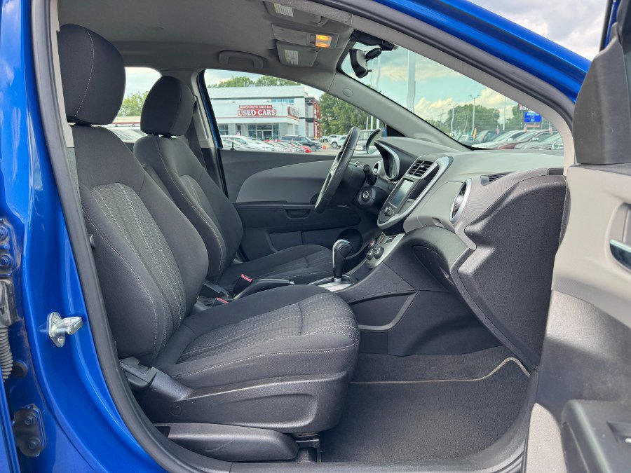 Used 2017 Chevrolet Sonic LT FWD image 18