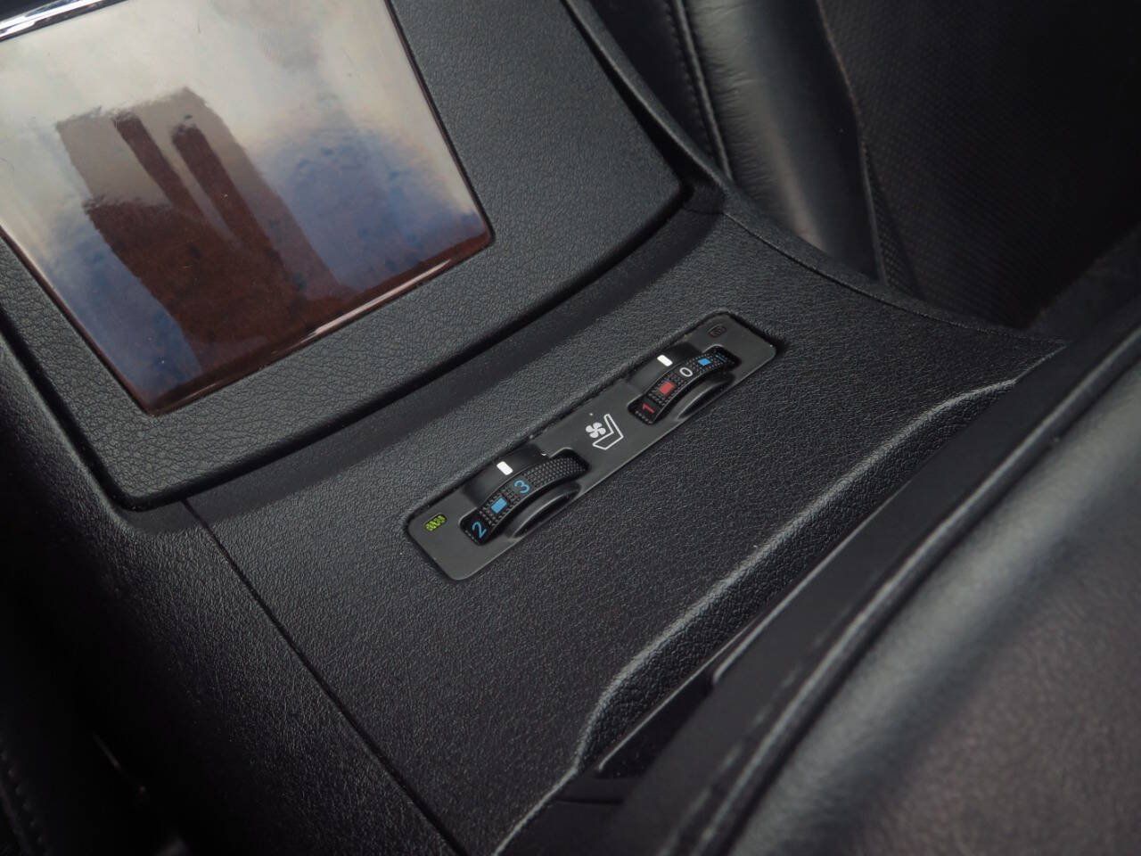 Used 2012 Lexus ES 350 FWD image 11