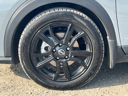 Used 2023 Nissan Kicks SR image 35