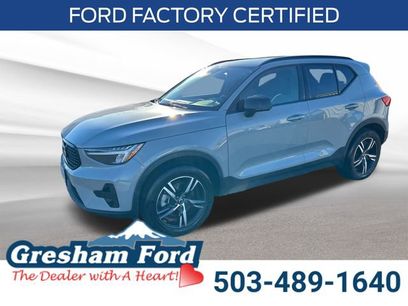 Used 2024 Volvo XC40 B5 Core