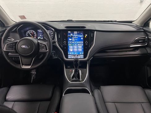 Used 2025 Subaru Outback Limited image 15