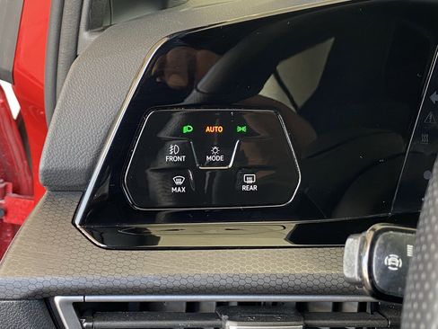 Certified 2023 Volkswagen GTI SE FWD image 22