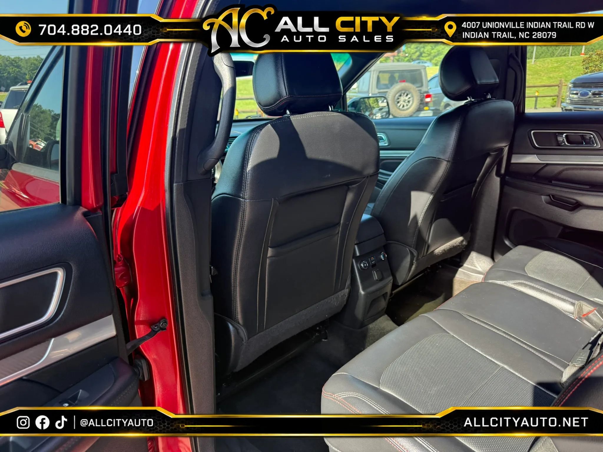 Used 2016 Ford Explorer Sport AWD/4WD image 25