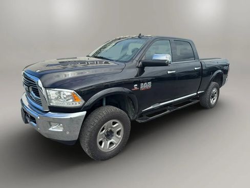 Used 2018 RAM 2500 Limited AWD/4WD image 9