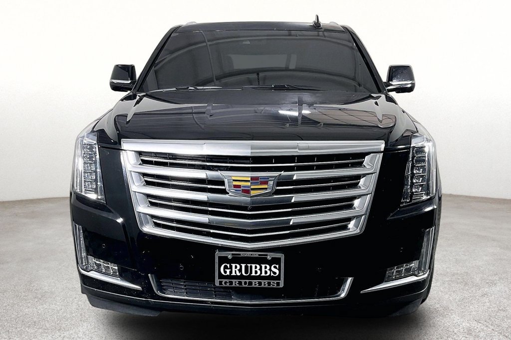 Used 2016 Cadillac Escalade Platinum AWD/4WD image 4