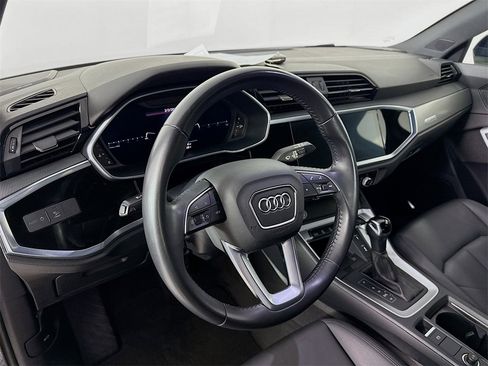 Used 2020 Audi Q3 2.0T Premium Plus image 4