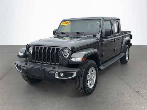 Used 2022 Jeep Gladiator Sport image 9