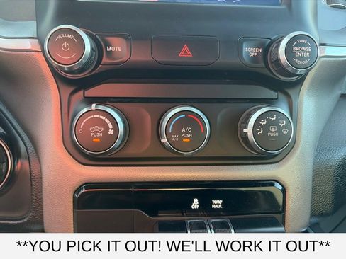 Used 2019 RAM 1500 Big Horn AWD/4WD image 14