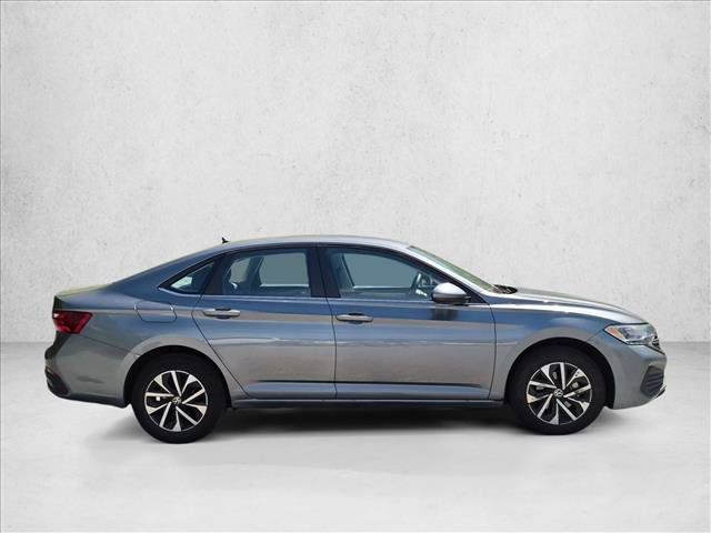 Used 2024 Volkswagen Jetta S FWD image 4