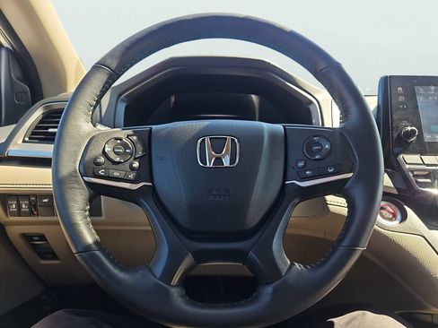 Certified 2024 Honda Odyssey EX-L image 32