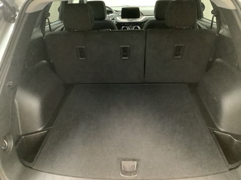Used 2025 Chevrolet Blazer LT FWD image 7