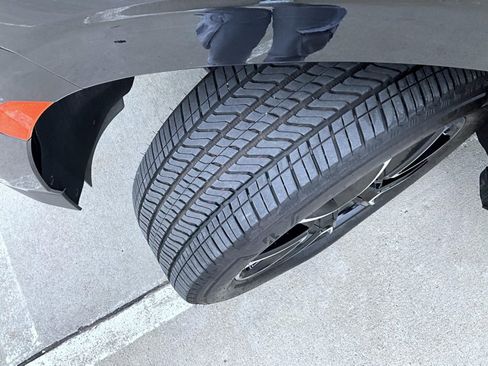 Used 2024 Chevrolet Tahoe RST w/ Sport Performance Package image 28