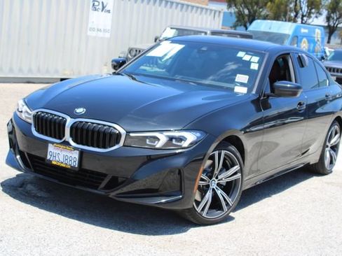 Used 2023 BMW 330i Sedan w/ Convenience Package RWD image 9