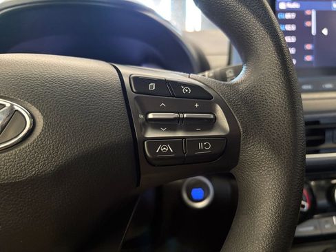 Used 2023 Hyundai Kona SEL image 14