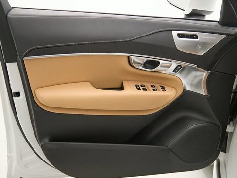 Certified 2023 Volvo XC90 T8 Ultimate w/ Lounge Package AWD/4WD image 10