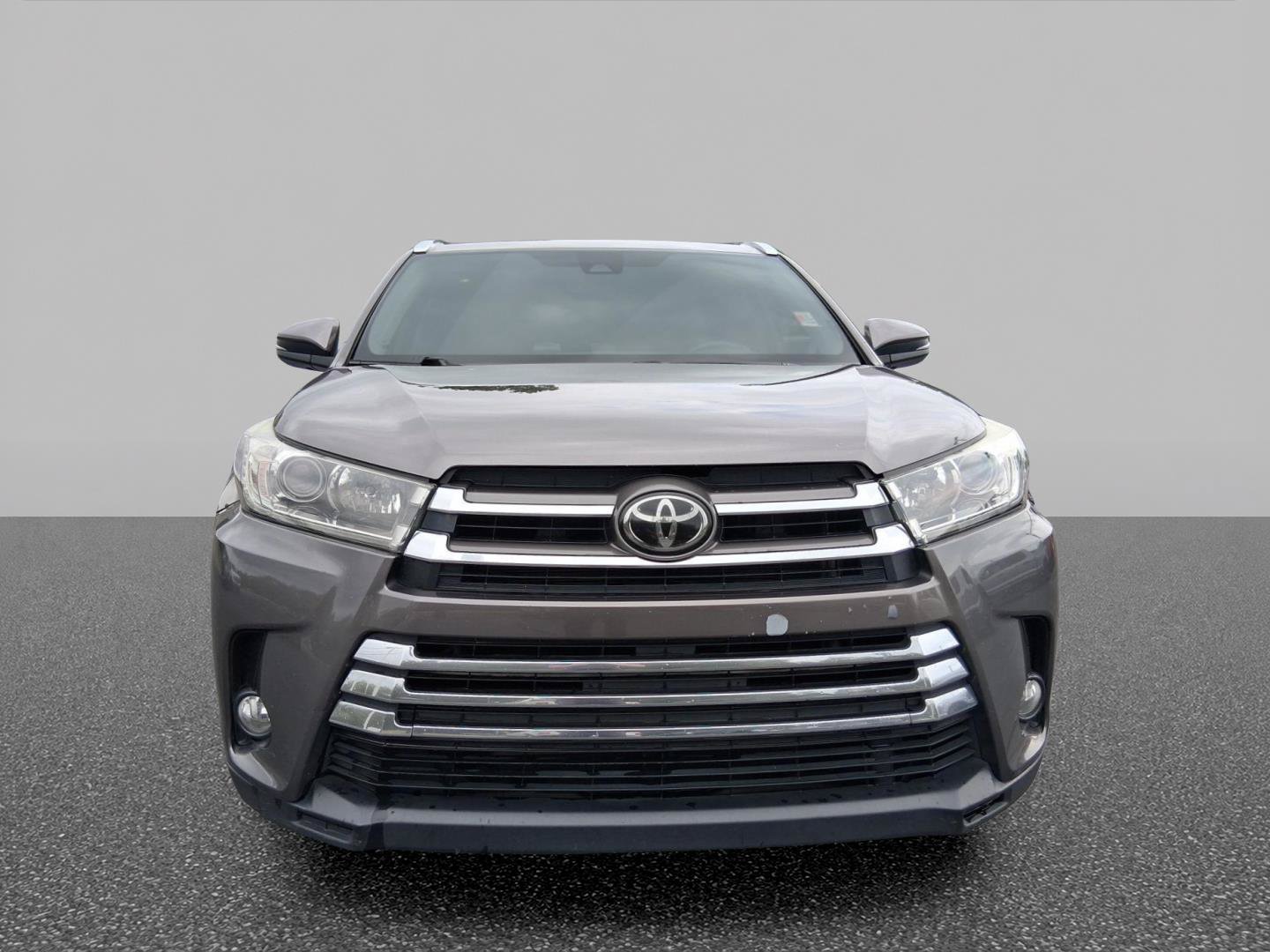 Used 2018 Toyota Highlander Limited FWD image 5